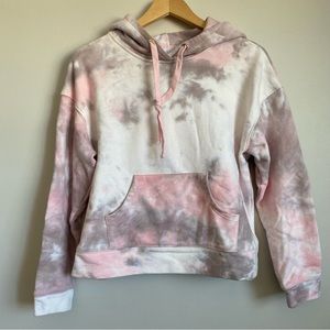 Le Lis Collection. Tie-dye Hoodie and Sweatpants set. Medium. Pink, grey, white.
